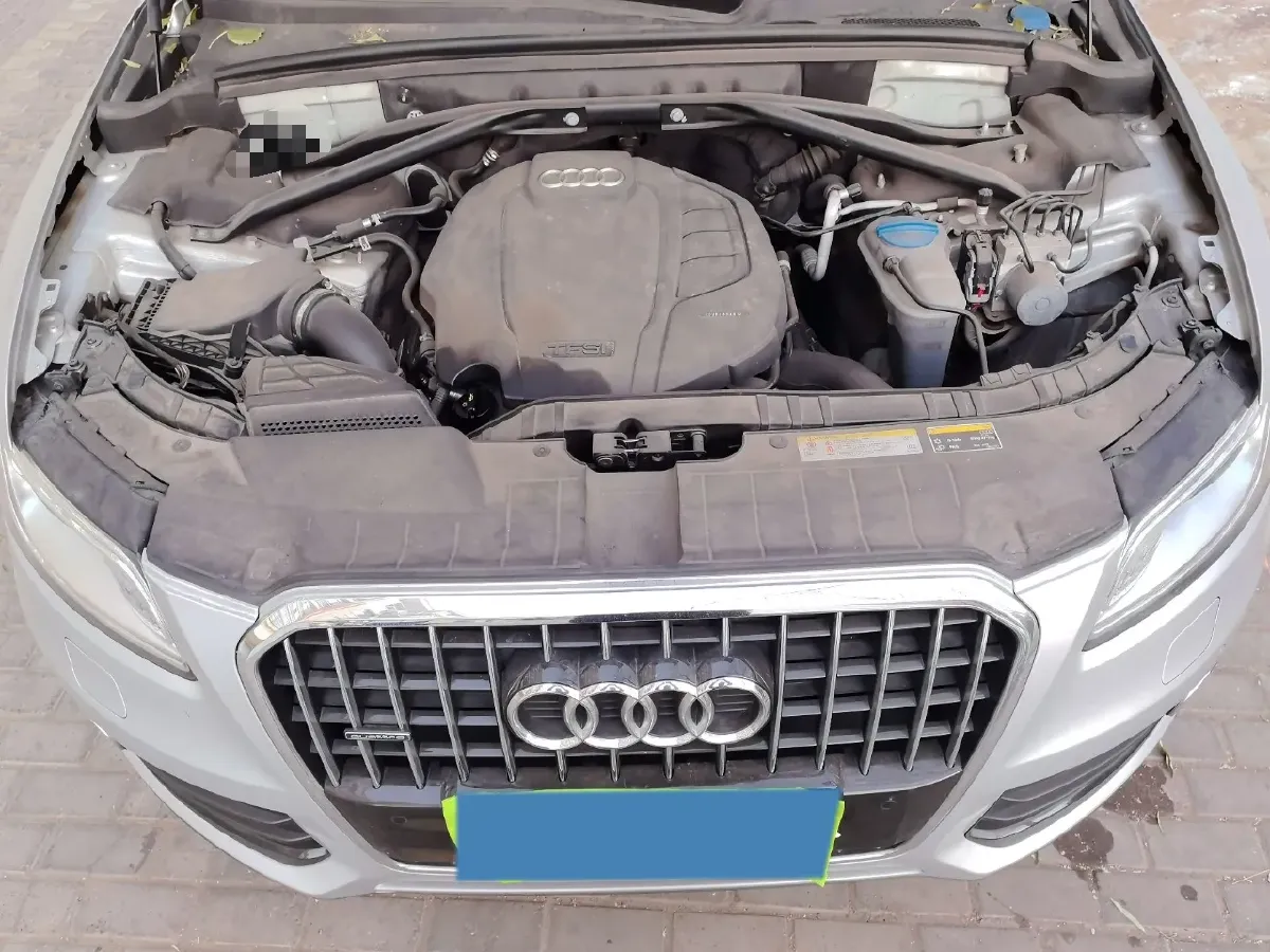 2015 Audi Q5 2.0T 224HP L4 8AT,autocango,china used car exporter,china ev exporter,chinese used car exporter,chinese used ev exporter