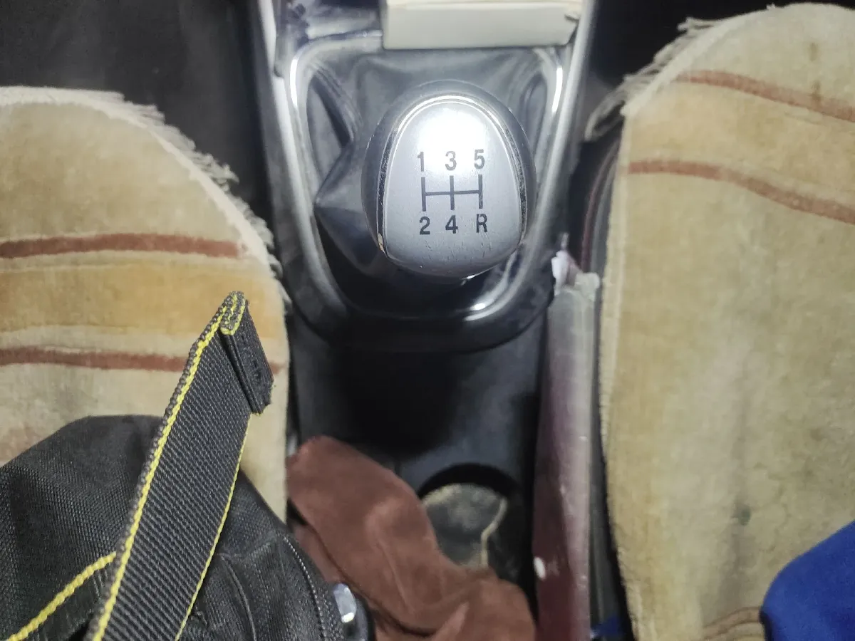 2016 ChangAn CS15 1.5L 107HP L4 5MT,autocango,china used car exporter,china ev exporter,chinese used car exporter,chinese used ev exporter