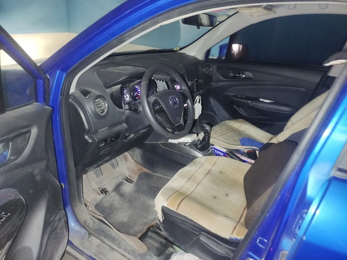 2016 ChangAn CS15 1.5L 107HP L4 5MT,autocango,china used car exporter,china ev exporter,chinese used car exporter,chinese used ev exporter