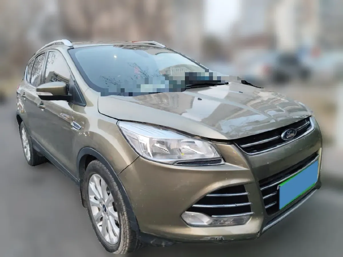 2015 Ford Kuga 1.5T 181HP L4 6AT,autocango,china used car exporter,china ev exporter,chinese used car exporter,chinese used ev exporter