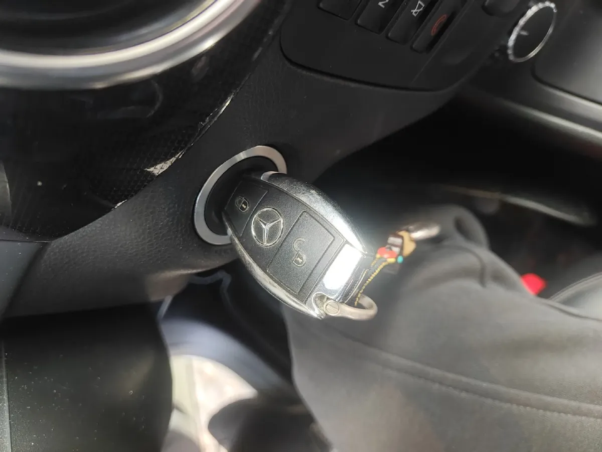 2012 Mercedes-Benz B Class 1.6T 122HP L4 7DCT,autocango,china used car exporter,china ev exporter,chinese used car exporter,chinese used ev exporter