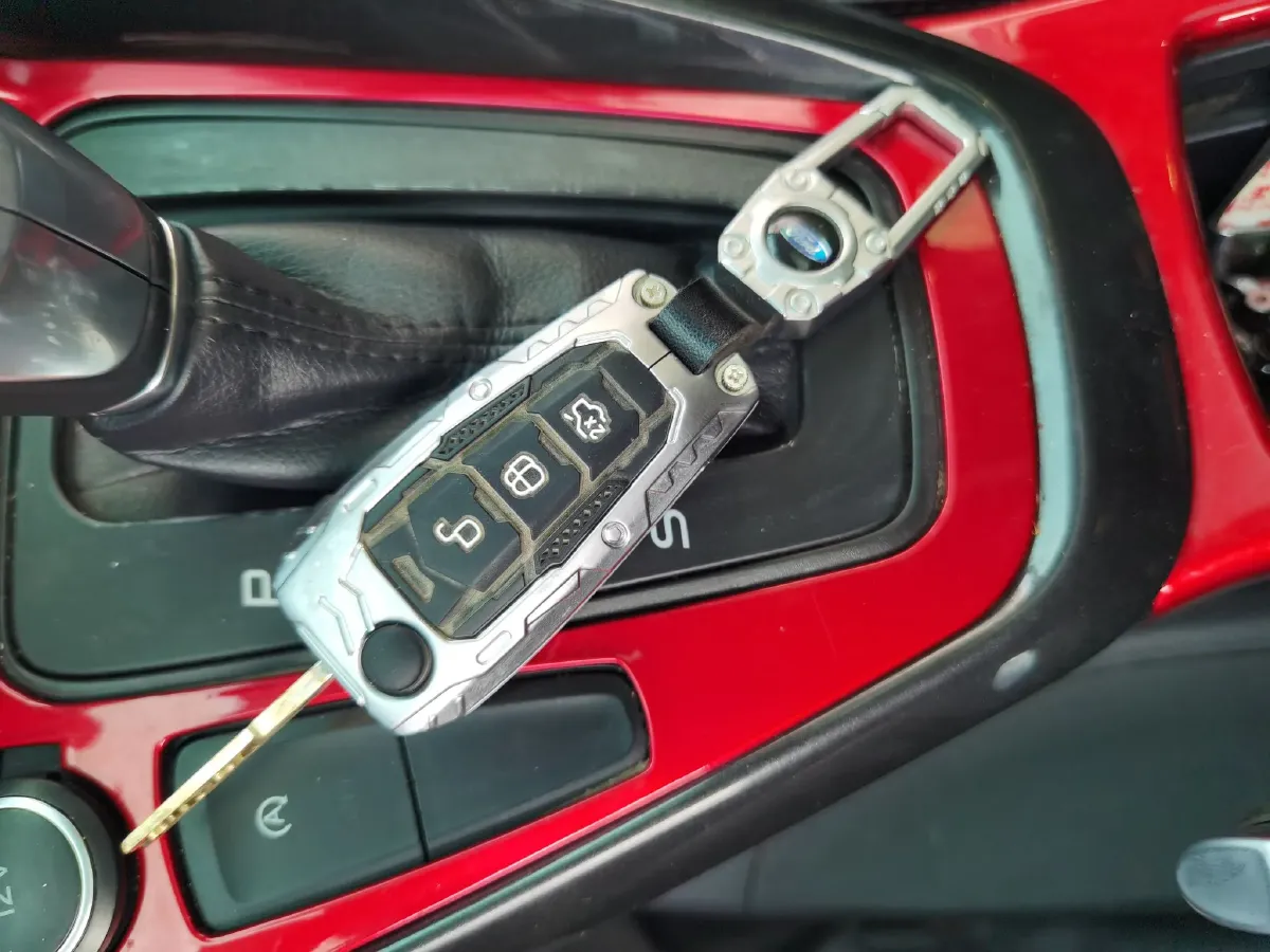 2018 Ford Focus 1.5T 181HP L4 6AT,autocango,china used car exporter,china ev exporter,chinese used car exporter,chinese used ev exporter