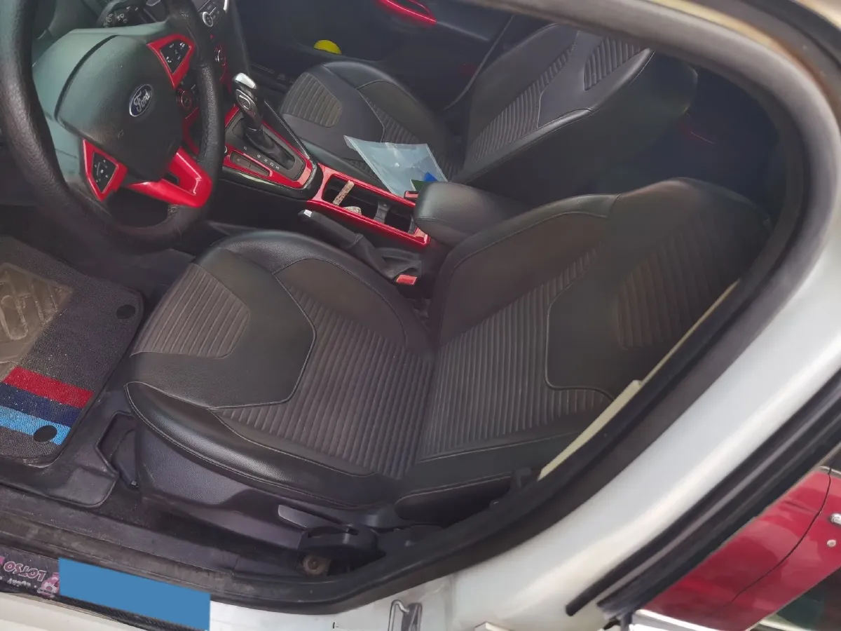 2018 Ford Focus 1.5T 181HP L4 6AT,autocango,china used car exporter,china ev exporter,chinese used car exporter,chinese used ev exporter