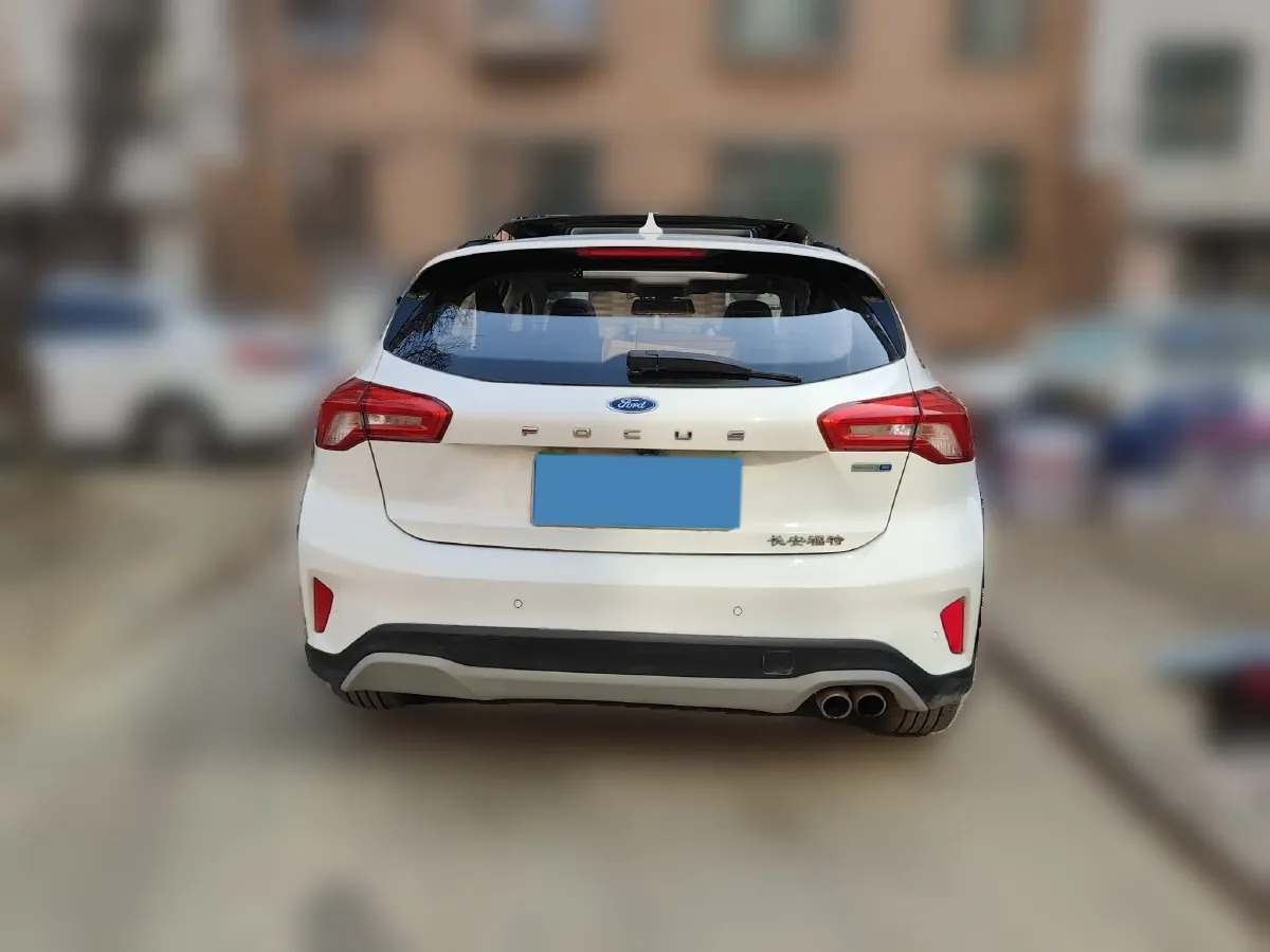 2020 Ford Focus Active 1.5T 174HP L3 8AT,autocango,china used car exporter,china ev exporter,chinese used car exporter,chinese used ev exporter