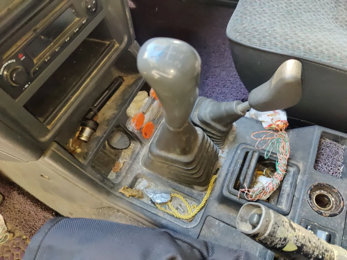 2009 Kia Sportage 2.0L 142HP L4 5MT,autocango,china used car exporter,china ev exporter,chinese used car exporter,chinese used ev exporter