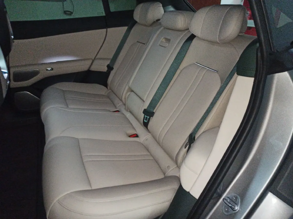 2025 MI YU7 BEV 101.7KWH,autocango,china used car exporter,china ev exporter,chinese used car exporter,chinese used ev exporter