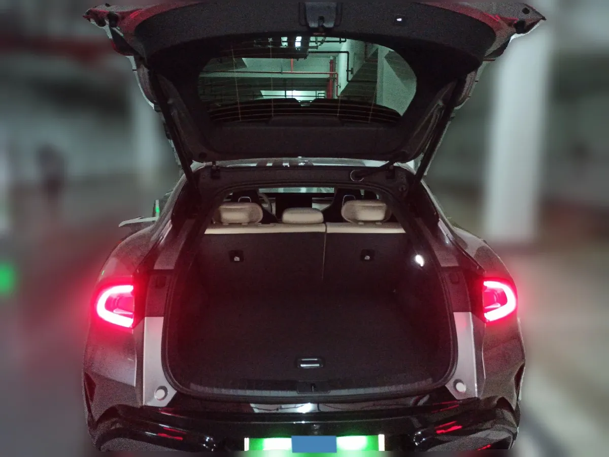 2025 MI YU7 BEV 101.7KWH,autocango,china used car exporter,china ev exporter,chinese used car exporter,chinese used ev exporter