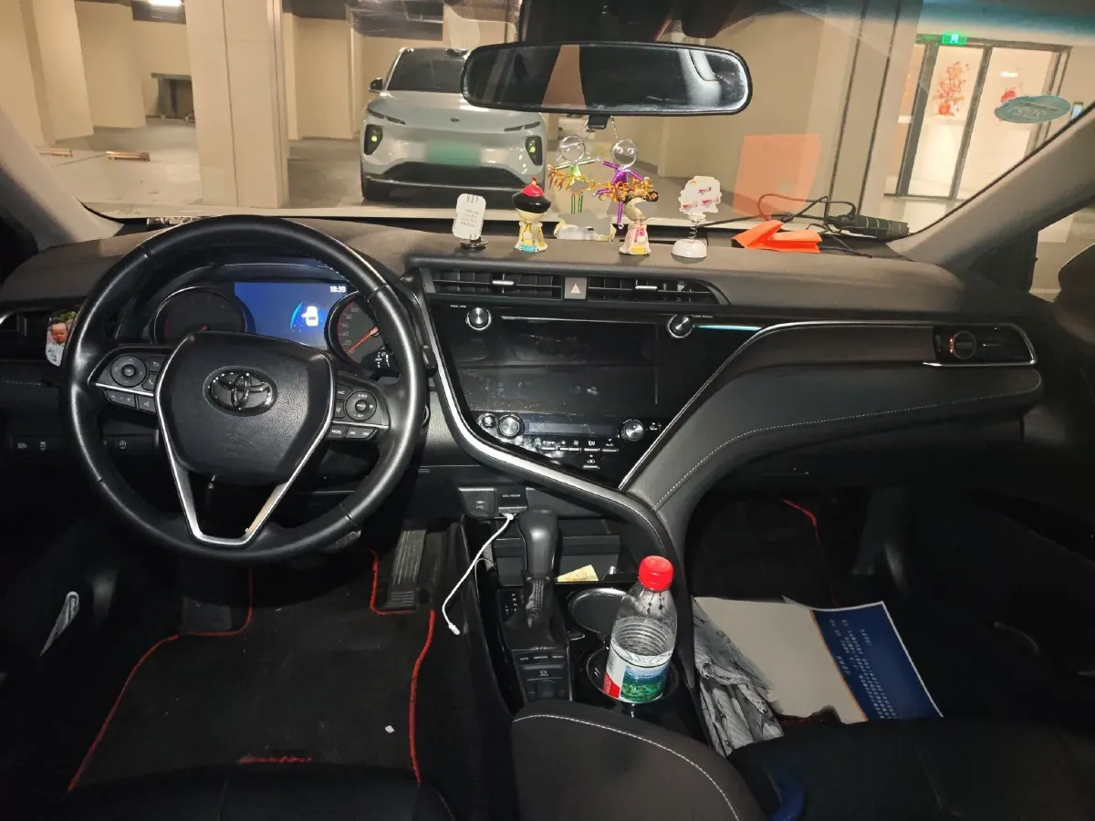 2019 Toyota Camry 2.5L 209HP L4 8AT,autocango,china used car exporter,china ev exporter,chinese used car exporter,chinese used ev exporter