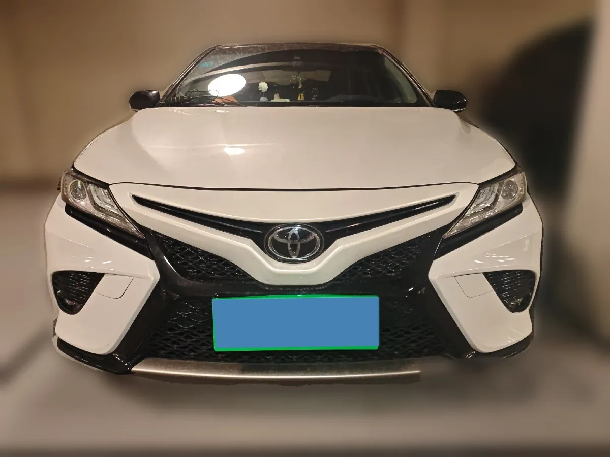 2019 Toyota Camry 2.5L 209HP L4 8AT,autocango,china used car exporter,china ev exporter,chinese used car exporter,chinese used ev exporter
