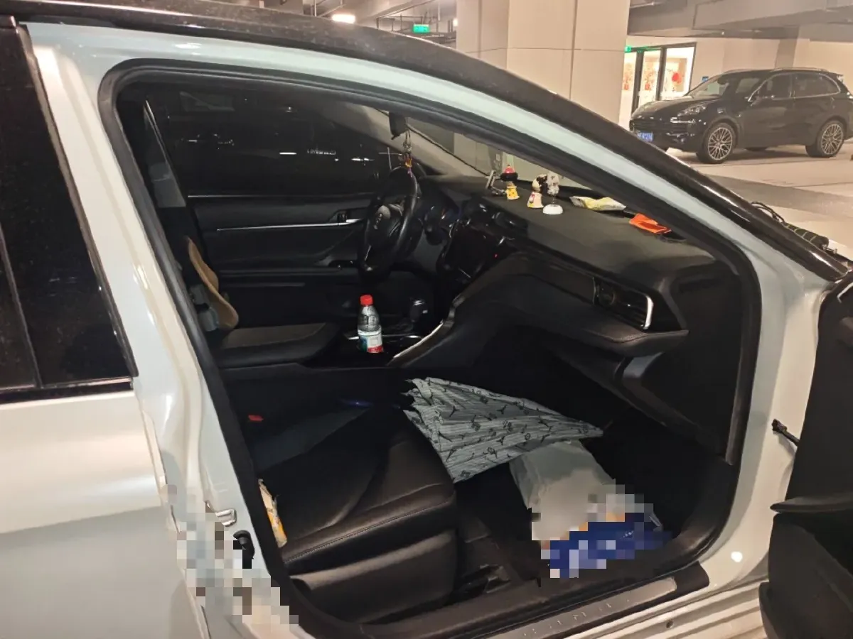 2019 Toyota Camry 2.5L 209HP L4 8AT,autocango,china used car exporter,china ev exporter,chinese used car exporter,chinese used ev exporter