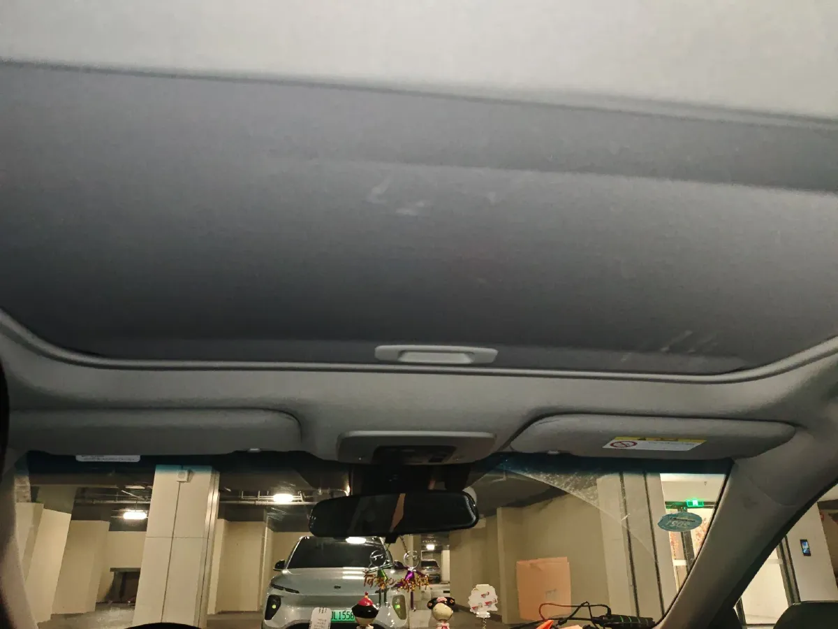 2019 Toyota Camry 2.5L 209HP L4 8AT,autocango,china used car exporter,china ev exporter,chinese used car exporter,chinese used ev exporter