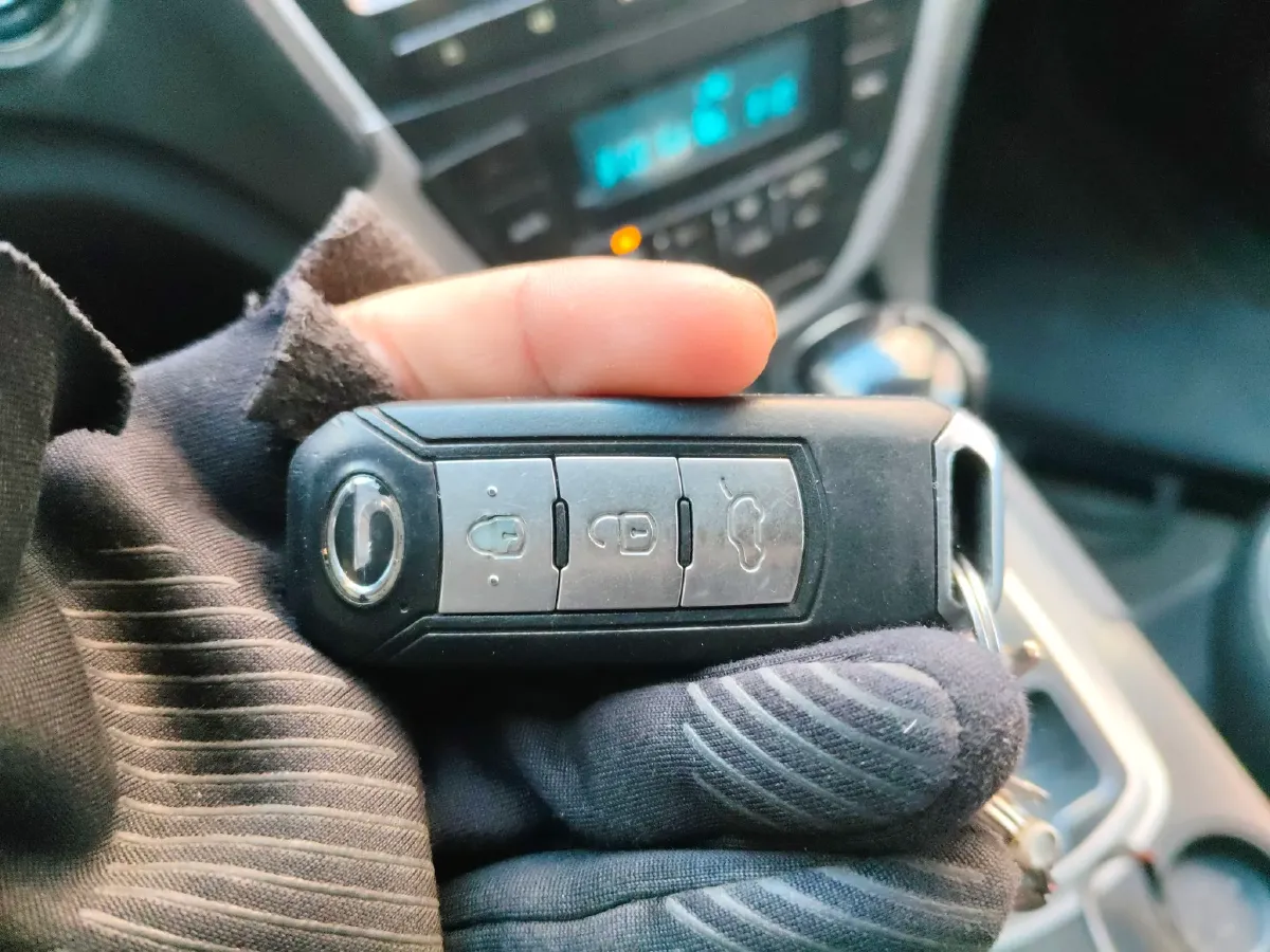 2013 GAC Trumpchi GS5 2.0L 147HP L4 5AT,autocango,china used car exporter,china ev exporter,chinese used car exporter,chinese used ev exporter