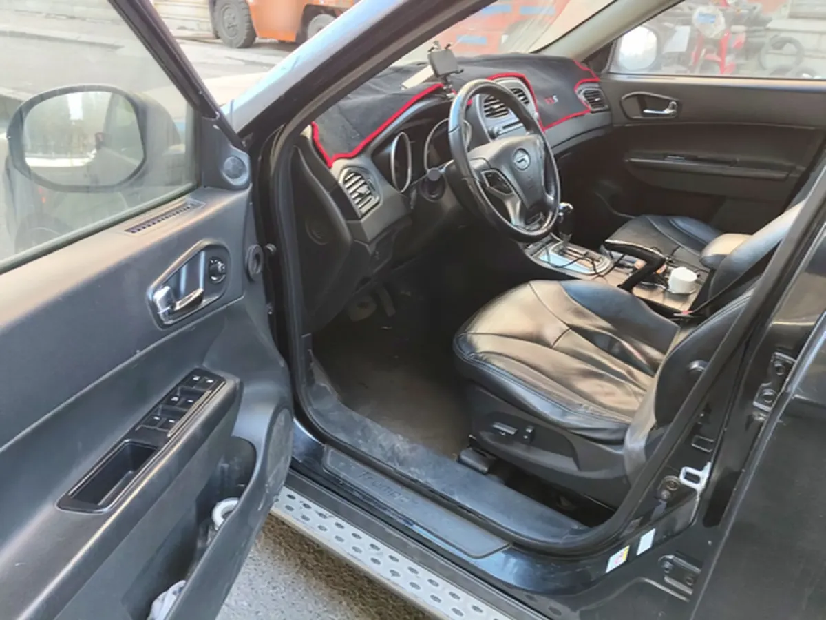 2013 GAC Trumpchi GS5 2.0L 147HP L4 5AT,autocango,china used car exporter,china ev exporter,chinese used car exporter,chinese used ev exporter