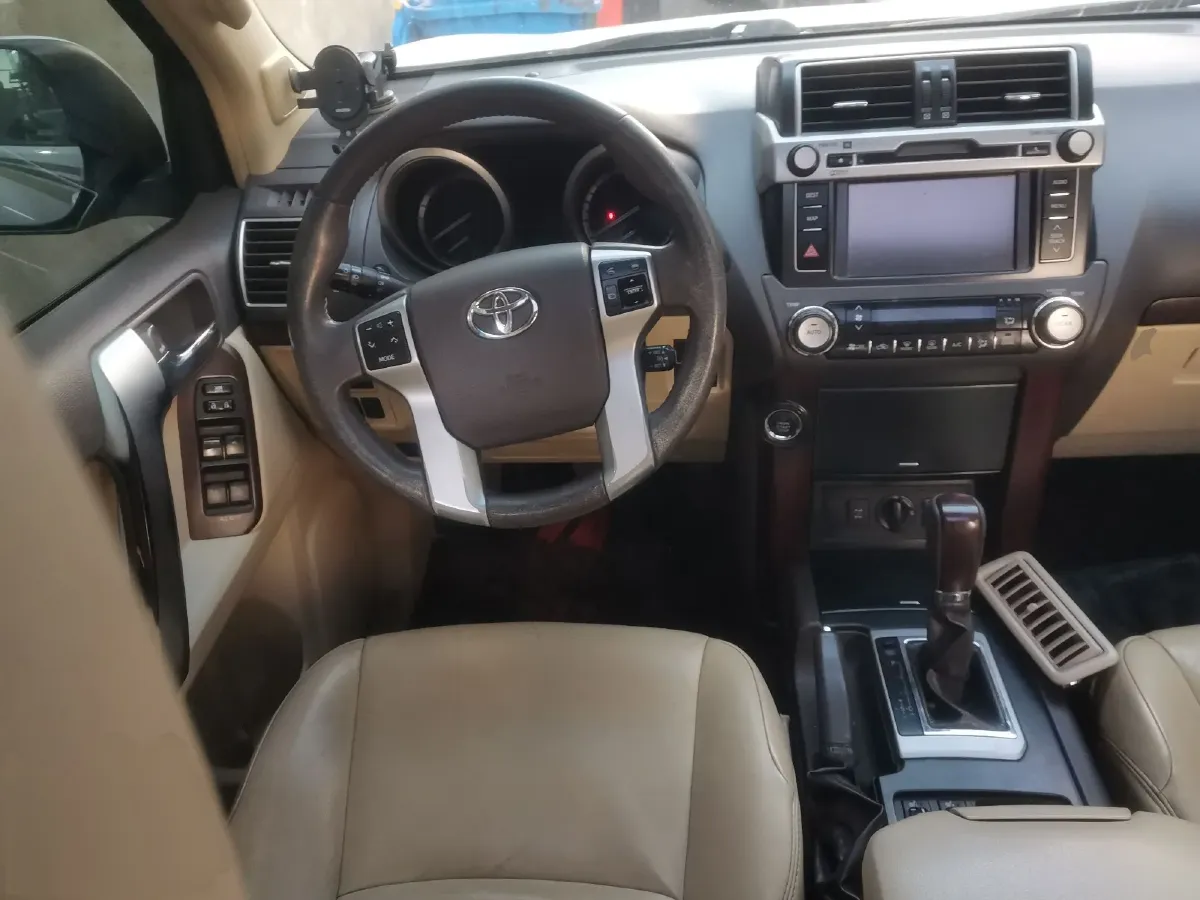 2014 Toyota Land Cruiser Prado 4.0L 275HP V6 5AT,autocango,china used car exporter,china ev exporter,chinese used car exporter,chinese used ev exporter