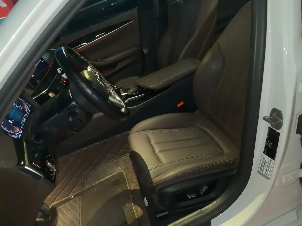 2020 BMW 5 Series 2.0T 184HP L4 8AT,autocango,china used car exporter,china ev exporter,chinese used car exporter,chinese used ev exporter