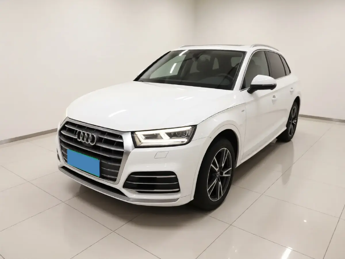 2020 Audi Q5L 2.0T 190HP L4 7DCT