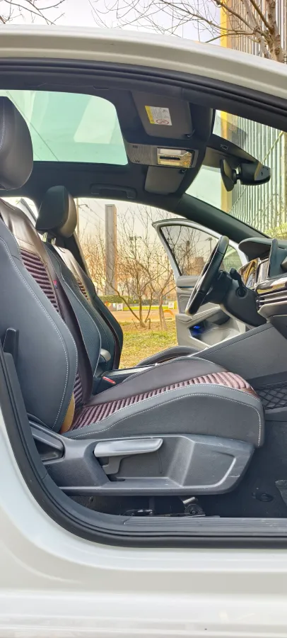 2021 Volkswagen Golf 1.4T 150HP L4 7DCT,autocango,china used car exporter,china ev exporter,chinese used car exporter,chinese used ev exporter