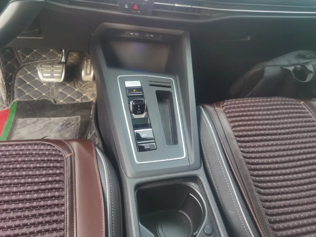 2021 Volkswagen Golf 1.4T 150HP L4 7DCT,autocango,china used car exporter,china ev exporter,chinese used car exporter,chinese used ev exporter