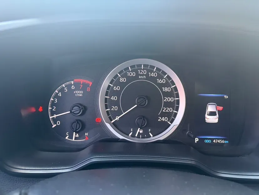 2021 Toyota Corolla 1.2T 116HP L4 CVT,autocango,china used car exporter,china ev exporter,chinese used car exporter,chinese used ev exporter