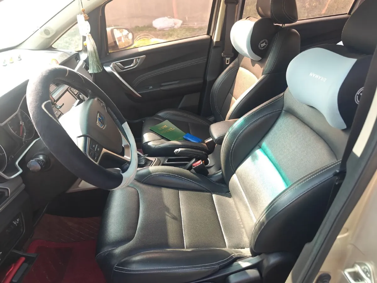 2017 Geely Vision X3 1.5L 102HP L4 4AT,autocango,china used car exporter,china ev exporter,chinese used car exporter,chinese used ev exporter