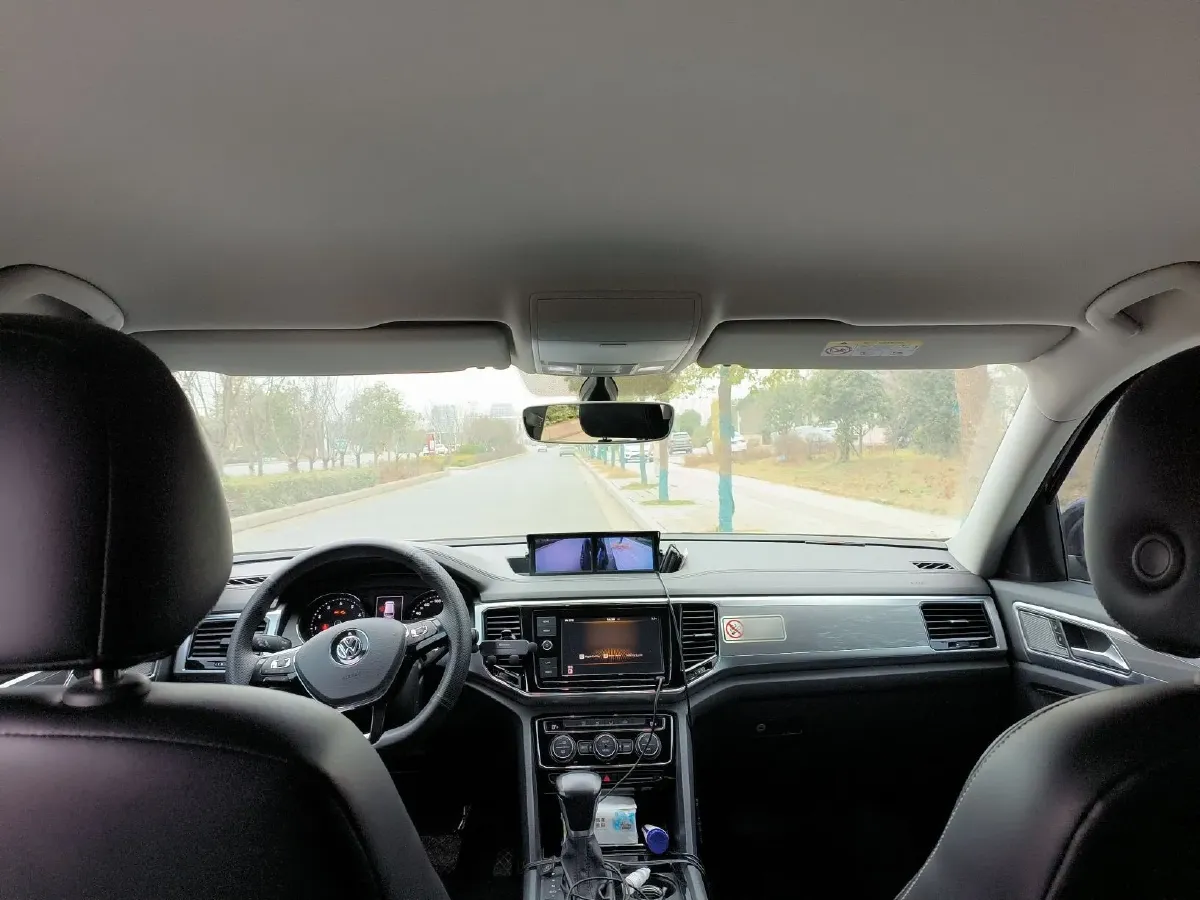 2019 Volkswagen Teramont 2.0T 220HP L4 7DCT,autocango,china used car exporter,china ev exporter,chinese used car exporter,chinese used ev exporter