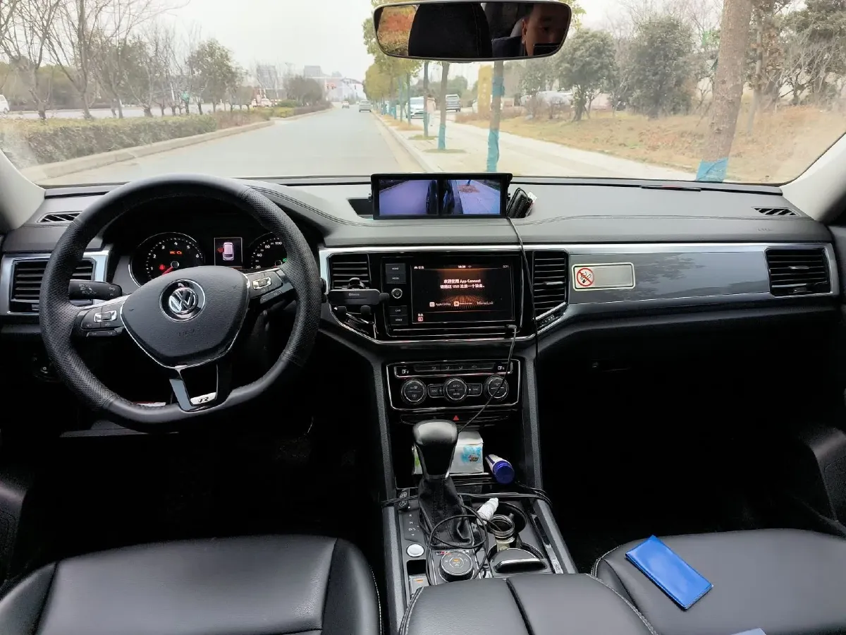 2019 Volkswagen Teramont 2.0T 220HP L4 7DCT,autocango,china used car exporter,china ev exporter,chinese used car exporter,chinese used ev exporter