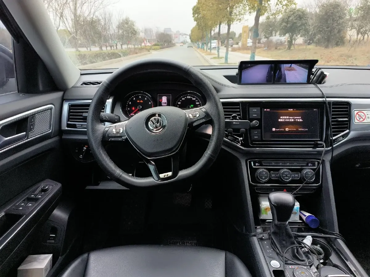 2019 Volkswagen Teramont 2.0T 220HP L4 7DCT,autocango,china used car exporter,china ev exporter,chinese used car exporter,chinese used ev exporter