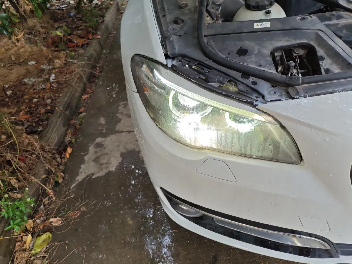 2014 BMW 5 Series 2.0T 218HP L4 8AT,autocango,china used car exporter,china ev exporter,chinese used car exporter,chinese used ev exporter