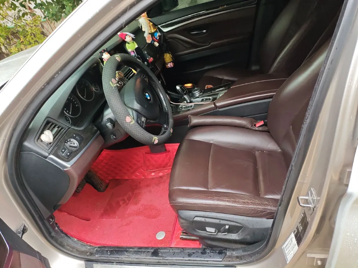 2014 BMW 5 Series 2.0T 218HP L4 8AT,autocango,china used car exporter,china ev exporter,chinese used car exporter,chinese used ev exporter