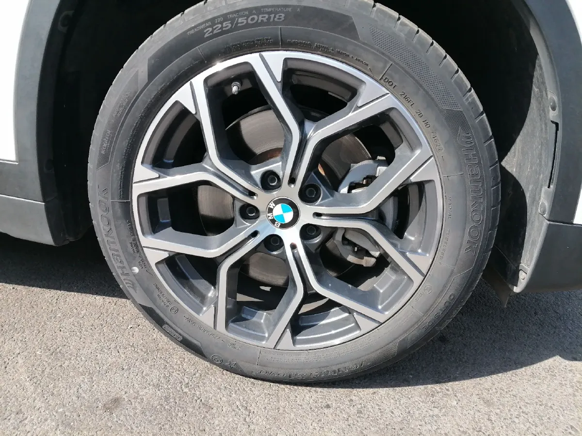 2022 BMW X1 2.0T 192HP L4 7DCT,autocango,china used car exporter,china ev exporter,chinese used car exporter,chinese used ev exporter