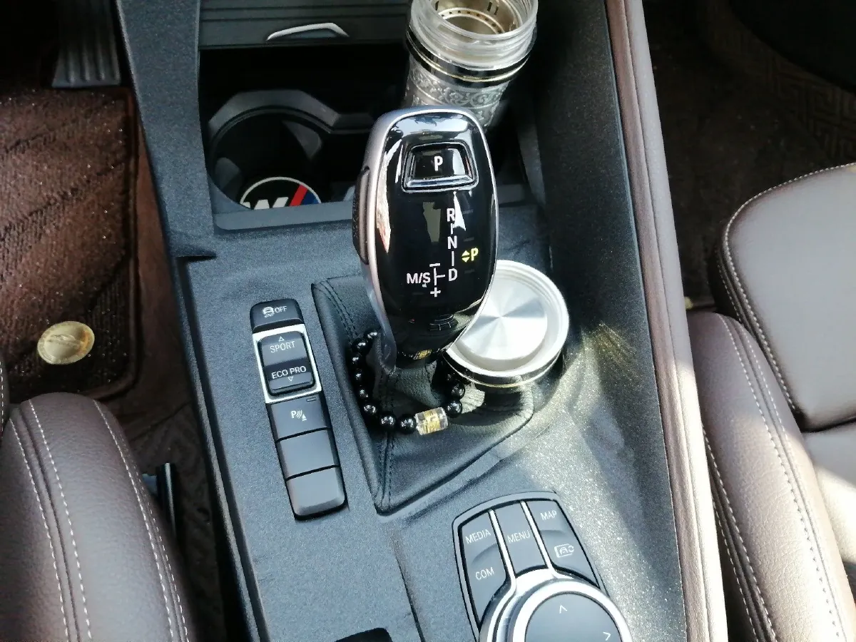 2022 BMW X1 2.0T 192HP L4 7DCT,autocango,china used car exporter,china ev exporter,chinese used car exporter,chinese used ev exporter