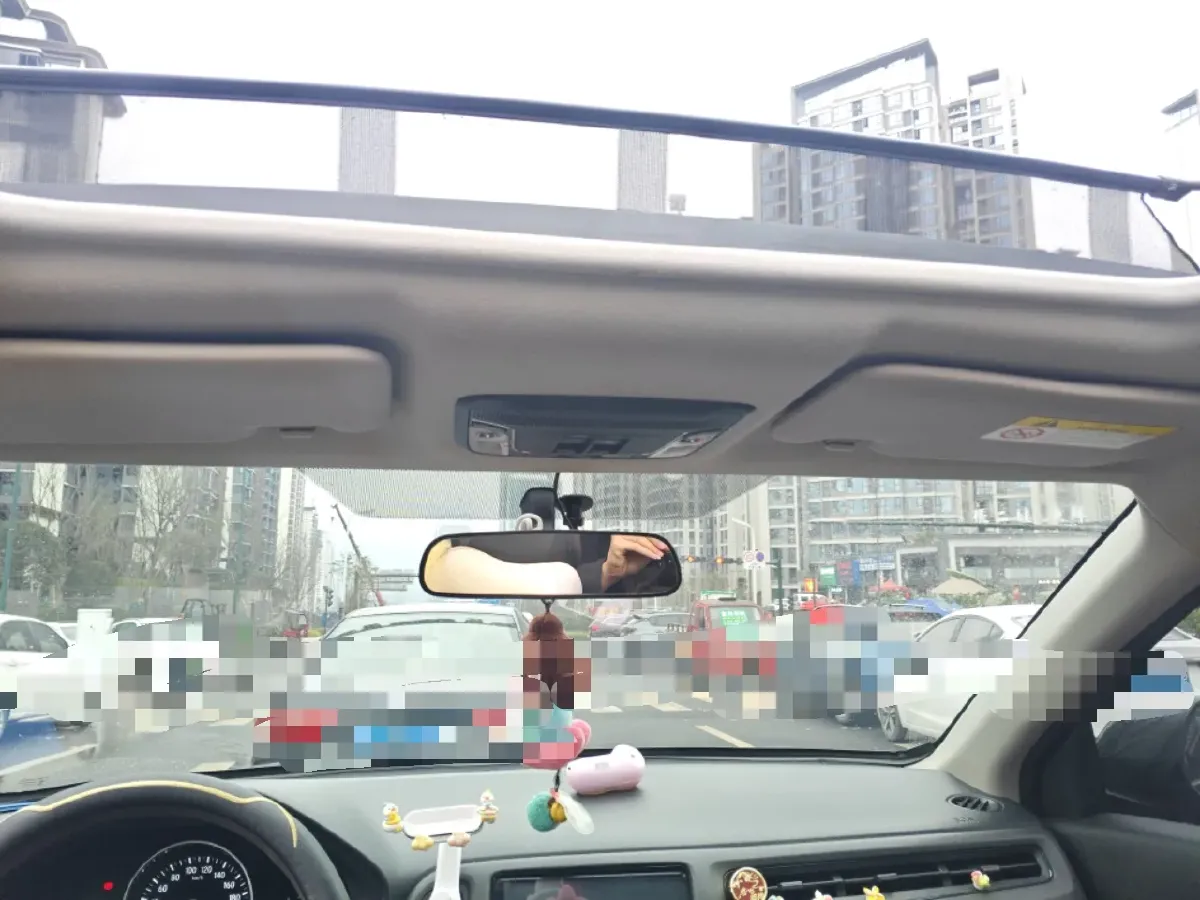 2017 Honda Vezel 1.8L 136HP L4 CVT,autocango,china used car exporter,china ev exporter,chinese used car exporter,chinese used ev exporter