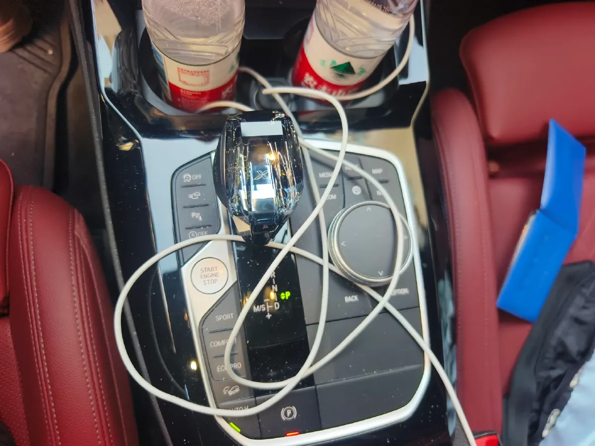 2022 BMW X3 2.0T 252HP L4 8AT,autocango,china used car exporter,china ev exporter,chinese used car exporter,chinese used ev exporter