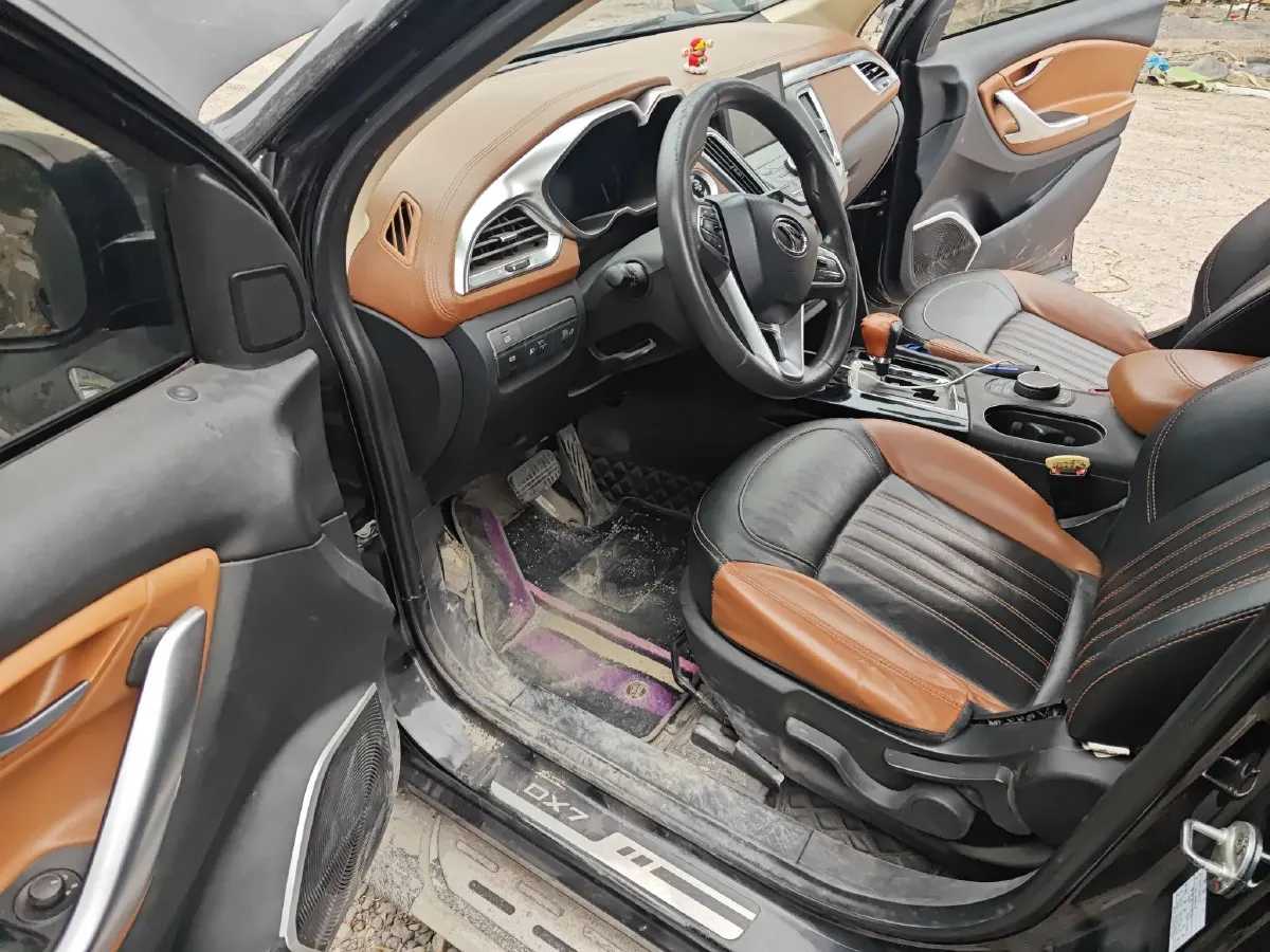 2016 Nissan Tiida 1.6L 126HP L4 CVT,autocango,china used car exporter,china ev exporter,chinese used car exporter,chinese used ev exporter