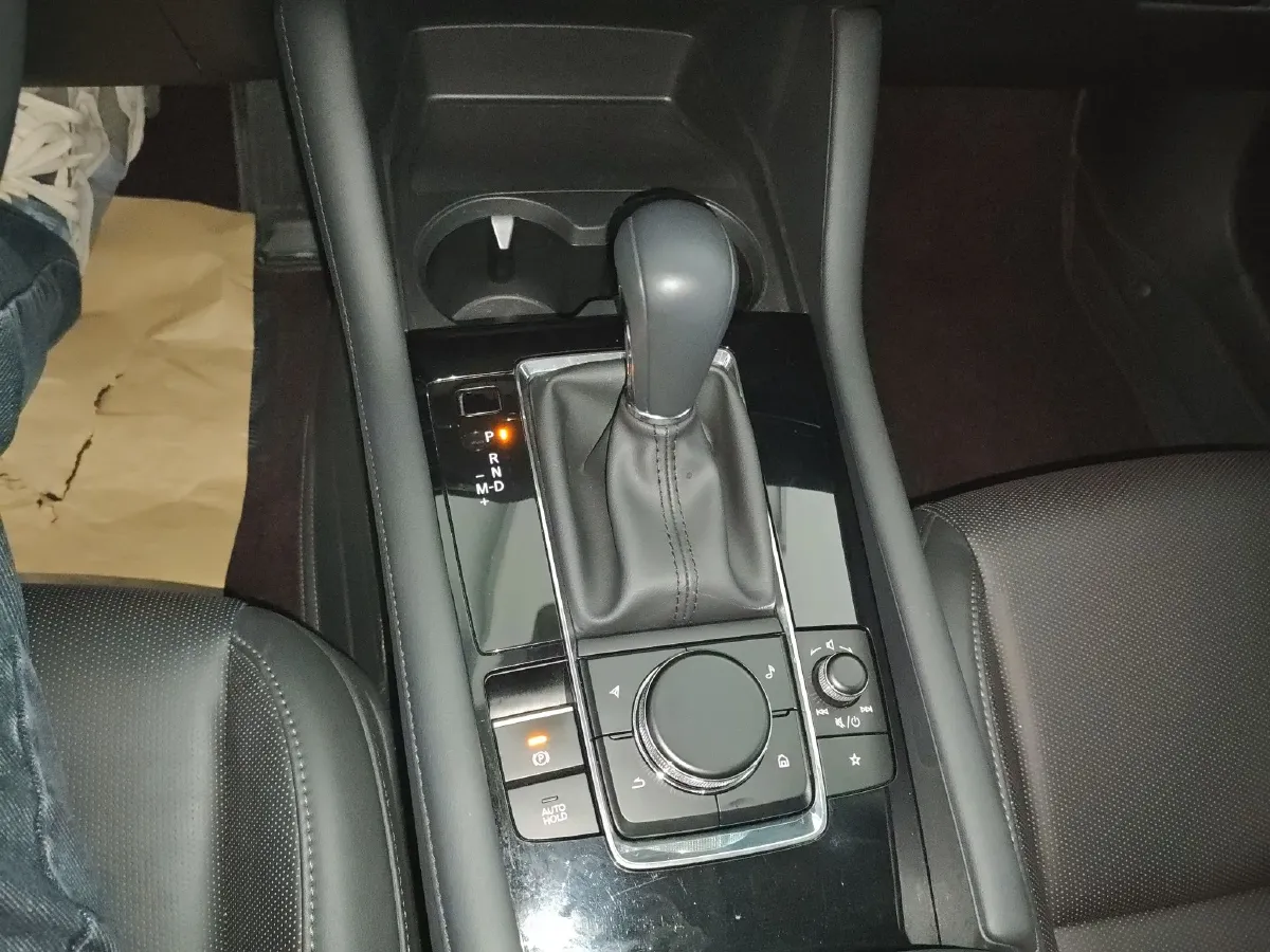 2023 Geely Preface 1.5T 181HP L4 7DCT,autocango,china used car exporter,china ev exporter,chinese used car exporter,chinese used ev exporter