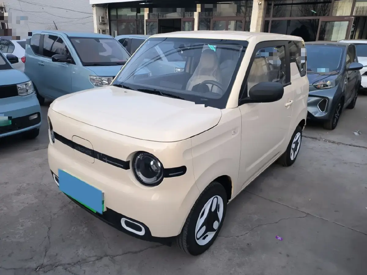 2025 Geely Galaxy Panda BEV