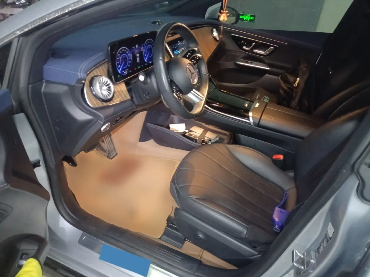 2022 Mercedes-Benz EQE Class BEV 96.1KWH,autocango,china used car exporter,china ev exporter,chinese used car exporter,chinese used ev exporter