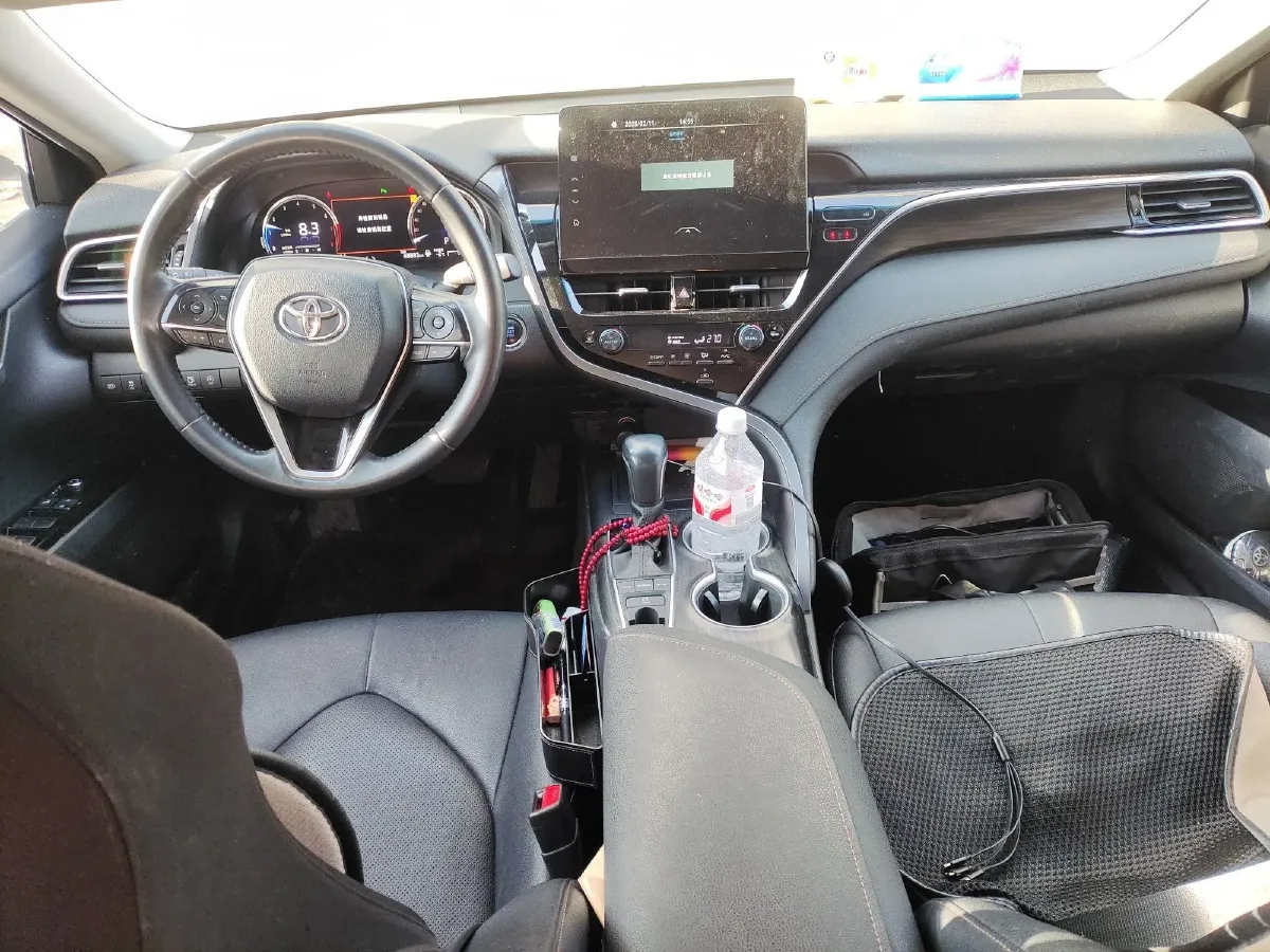 2021 Toyota Camry 2.5L 209HP L4 8AT,autocango,china used car exporter,china ev exporter,chinese used car exporter,chinese used ev exporter