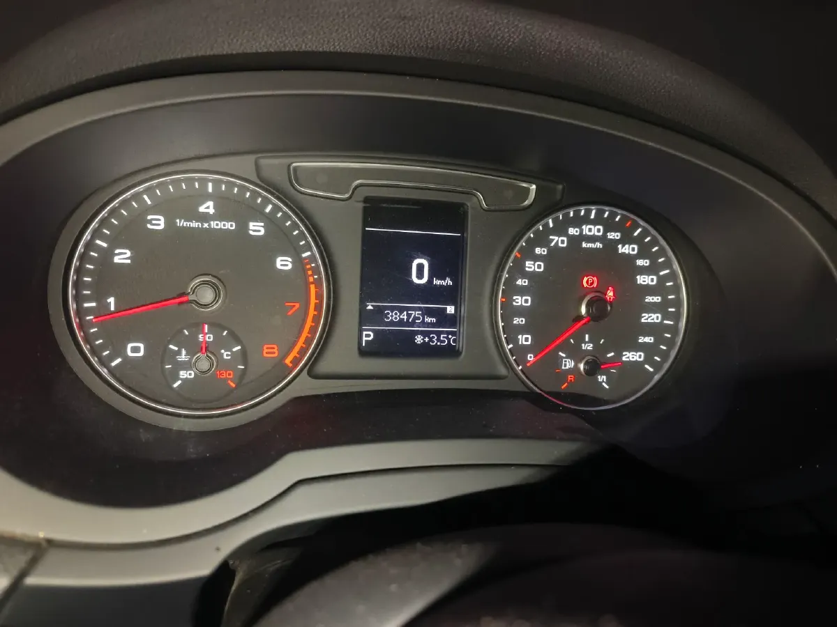 2018 Audi Q3 1.4T 150HP L4 6DCT,autocango,china used car exporter,china ev exporter,chinese used car exporter,chinese used ev exporter