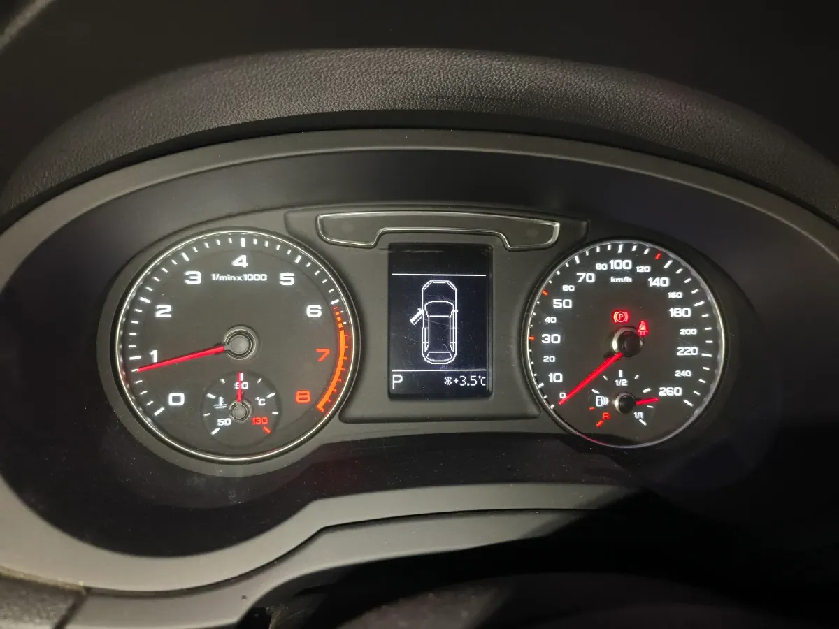 2018 Audi Q3 1.4T 150HP L4 6DCT,autocango,china used car exporter,china ev exporter,chinese used car exporter,chinese used ev exporter