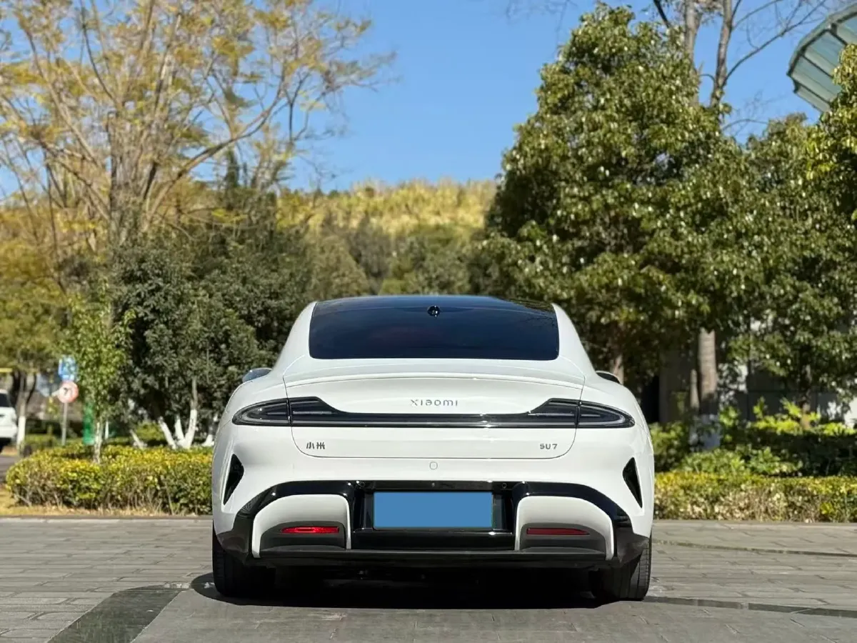 2024 MI SU7 BEV 73.6KWH,autocango,china used car exporter,china ev exporter,chinese used car exporter,chinese used ev exporter