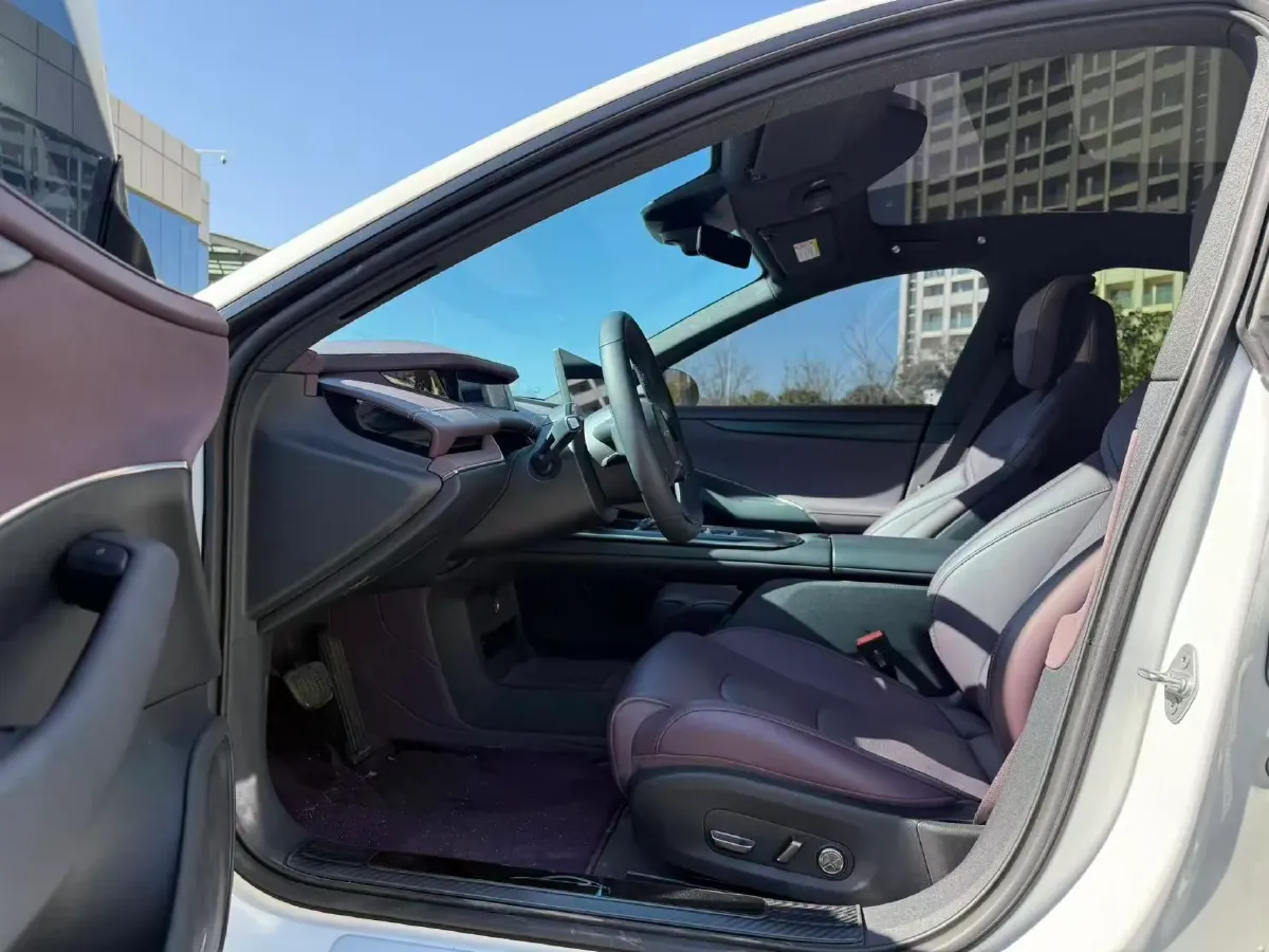 2024 MI SU7 BEV 73.6KWH,autocango,china used car exporter,china ev exporter,chinese used car exporter,chinese used ev exporter