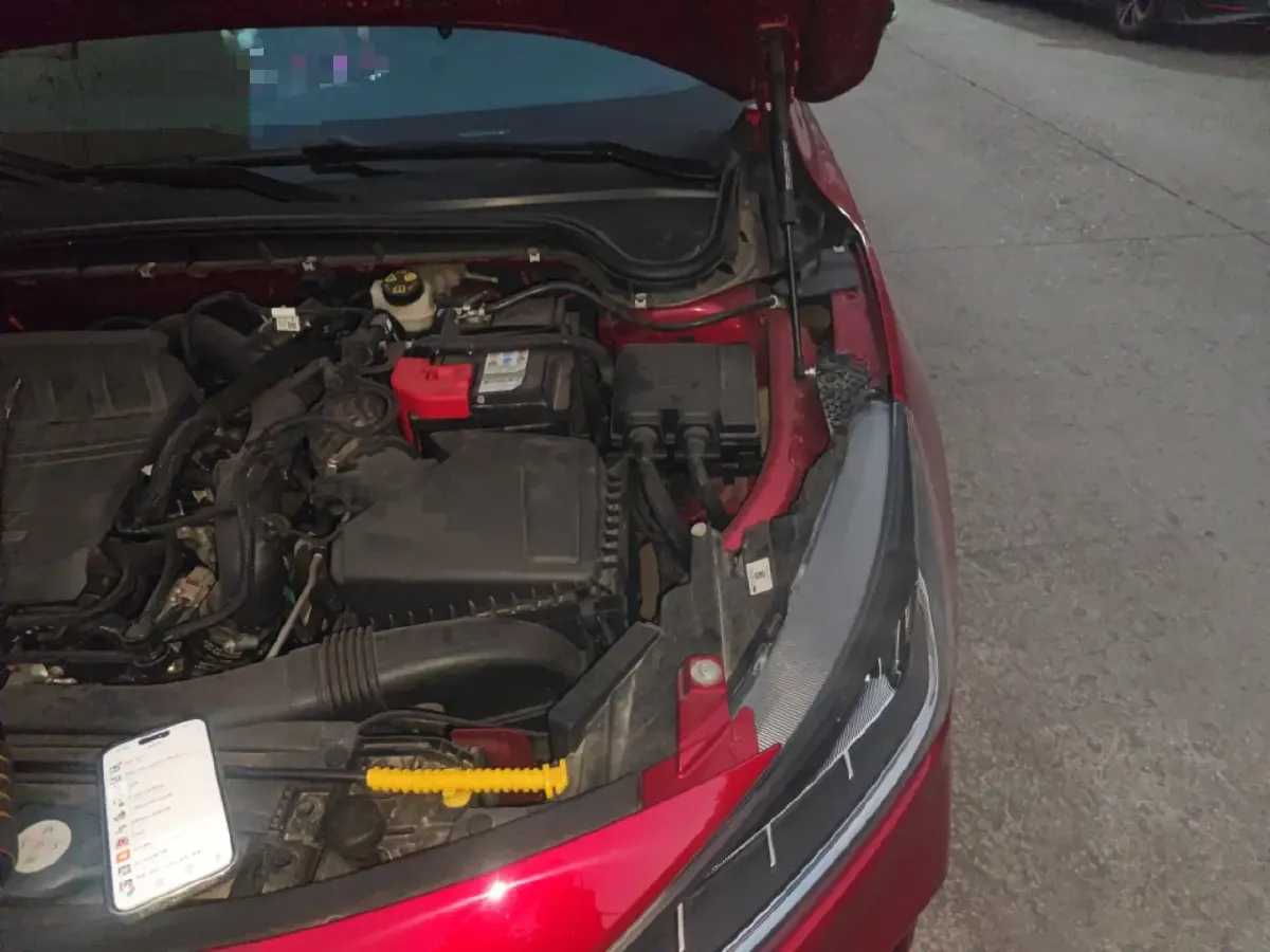 2022 Ford Focus 1.5T 177HP L4 6AT,autocango,china used car exporter,china ev exporter,chinese used car exporter,chinese used ev exporter