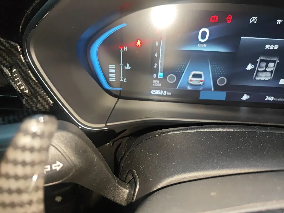 2022 Ford Focus 1.5T 177HP L4 6AT,autocango,china used car exporter,china ev exporter,chinese used car exporter,chinese used ev exporter