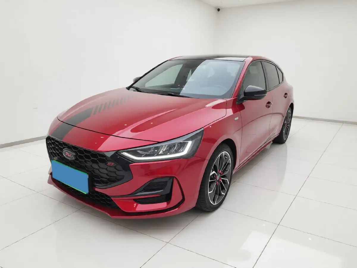 2022 Ford Focus 1.5T 177HP L4 6AT