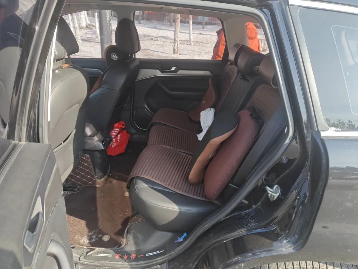 2017 Haval H6 1.5T 150HP L4 6AT,autocango,china used car exporter,china ev exporter,chinese used car exporter,chinese used ev exporter