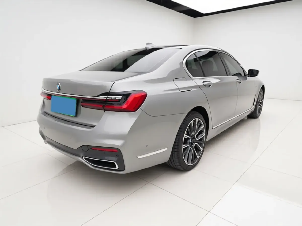 2019 BMW 7 Series 3.0T 340HP L6 8AT,autocango,china used car exporter,china ev exporter,chinese used car exporter,chinese used ev exporter