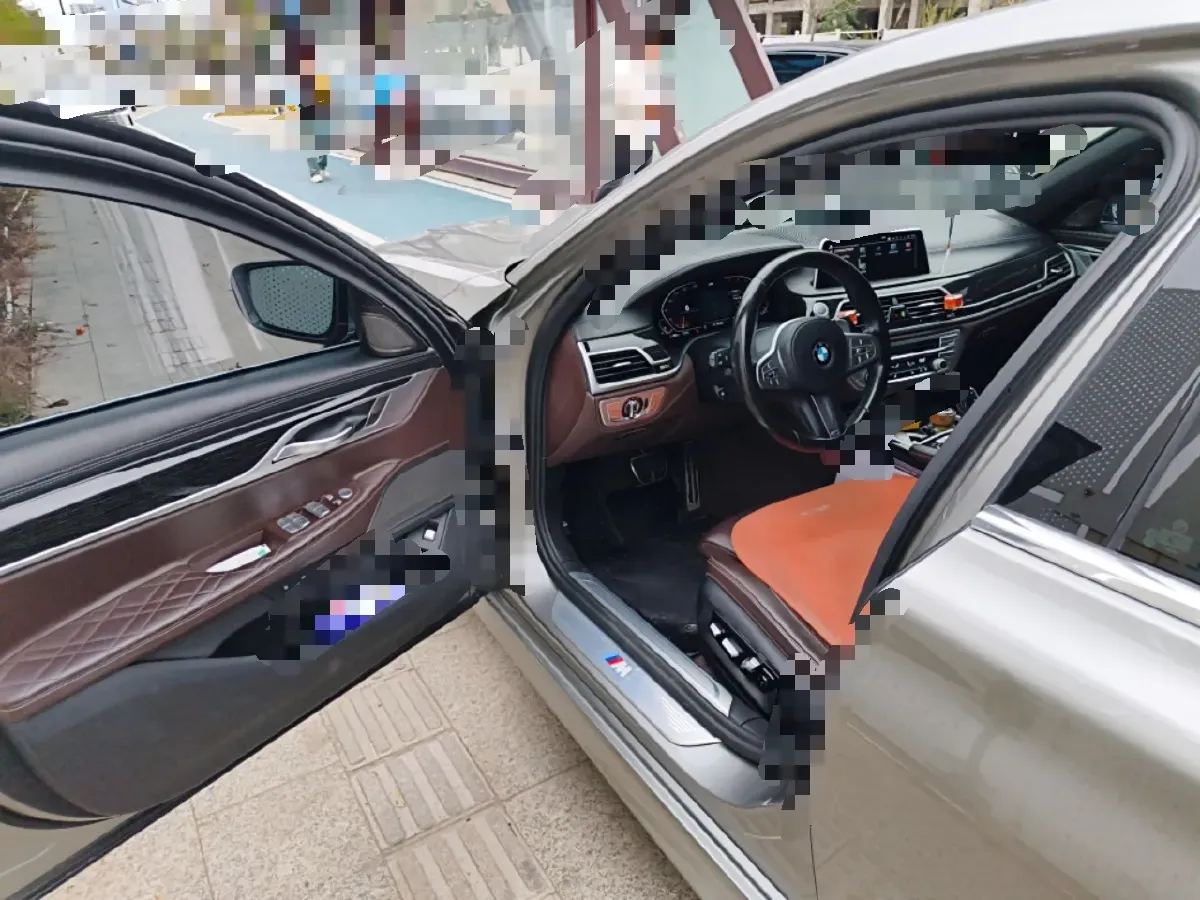 2019 BMW 7 Series 3.0T 340HP L6 8AT,autocango,china used car exporter,china ev exporter,chinese used car exporter,chinese used ev exporter