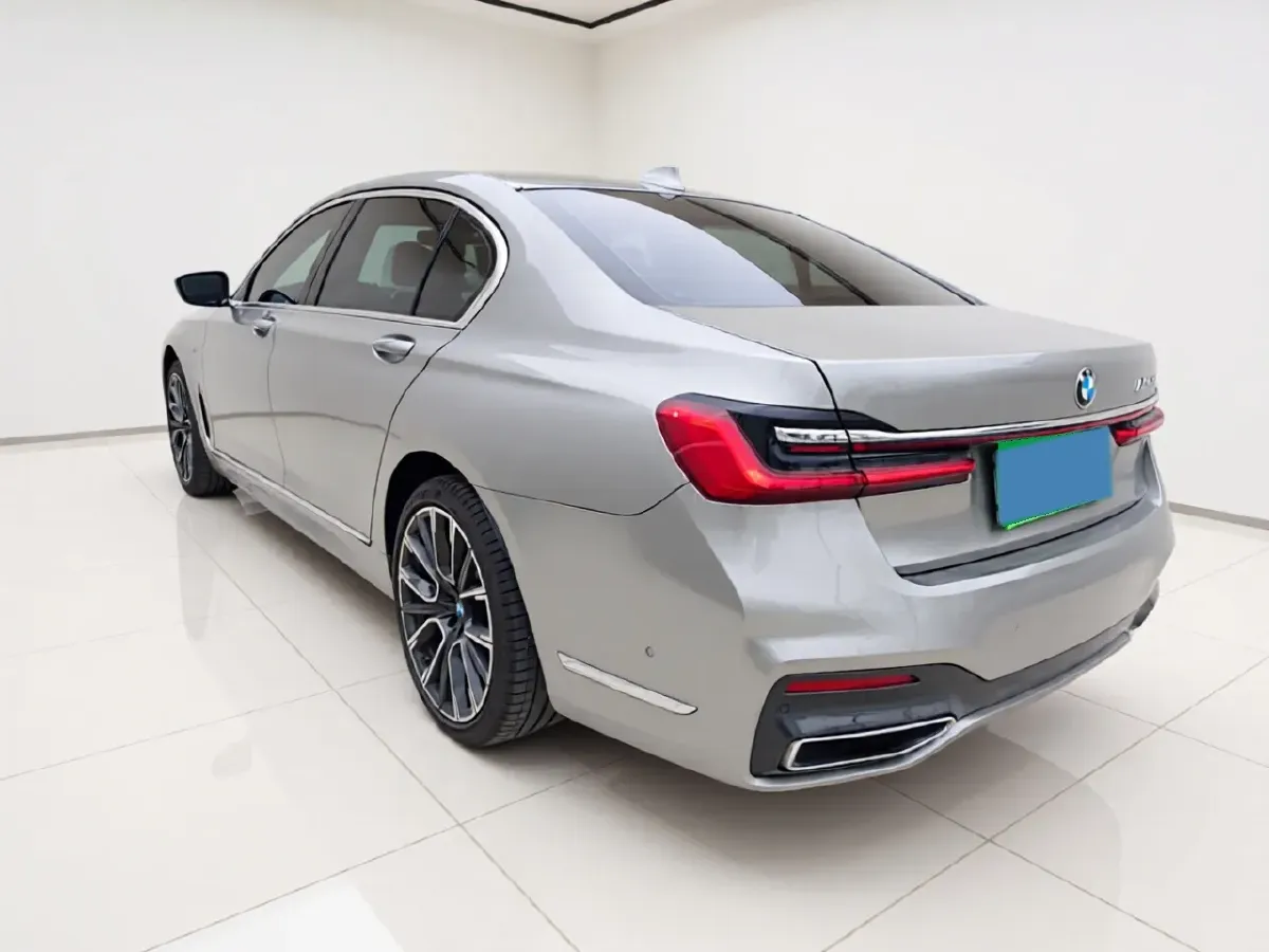 2019 BMW 7 Series 3.0T 340HP L6 8AT,autocango,china used car exporter,china ev exporter,chinese used car exporter,chinese used ev exporter