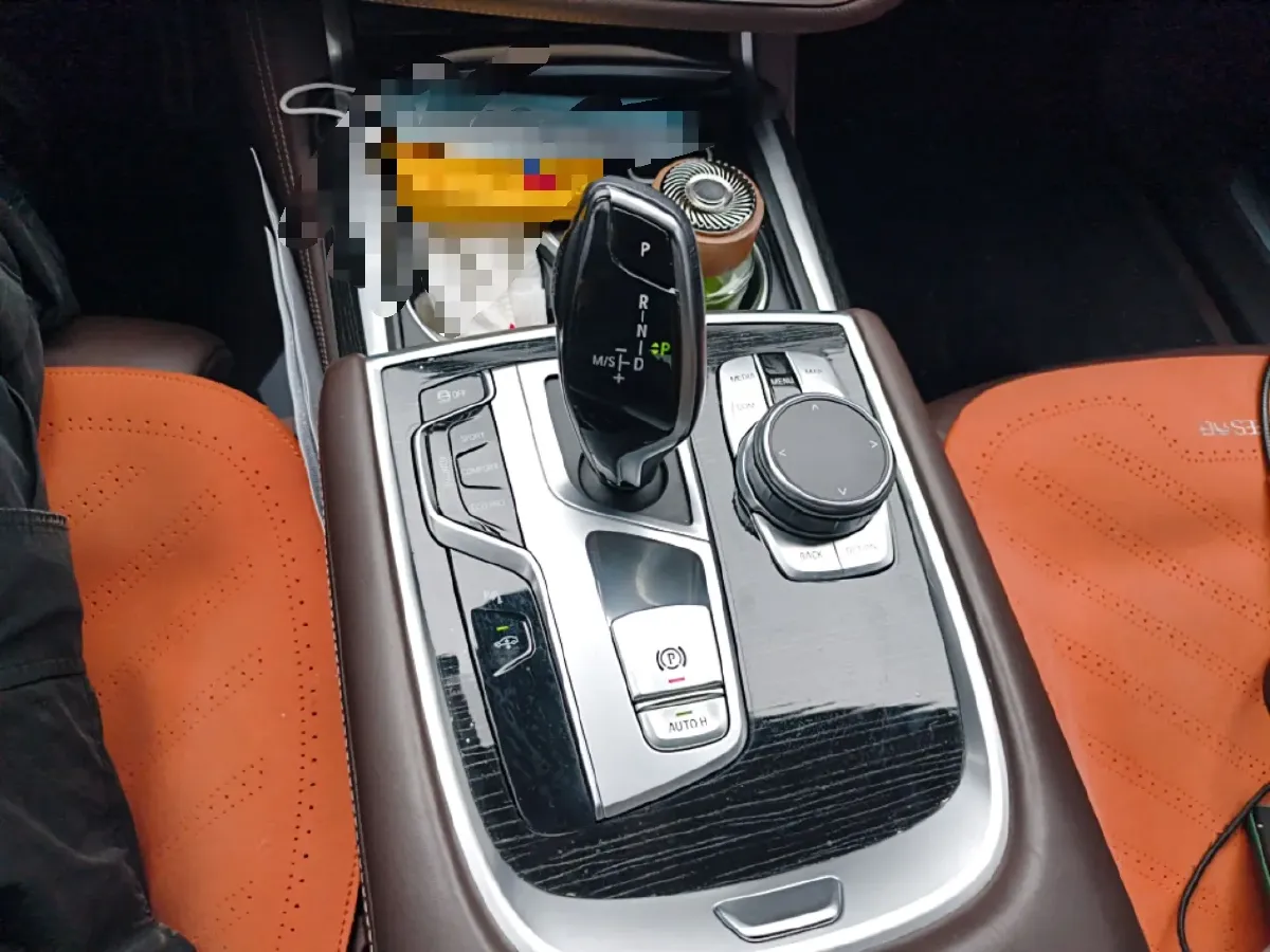 2019 BMW 7 Series 3.0T 340HP L6 8AT,autocango,china used car exporter,china ev exporter,chinese used car exporter,chinese used ev exporter